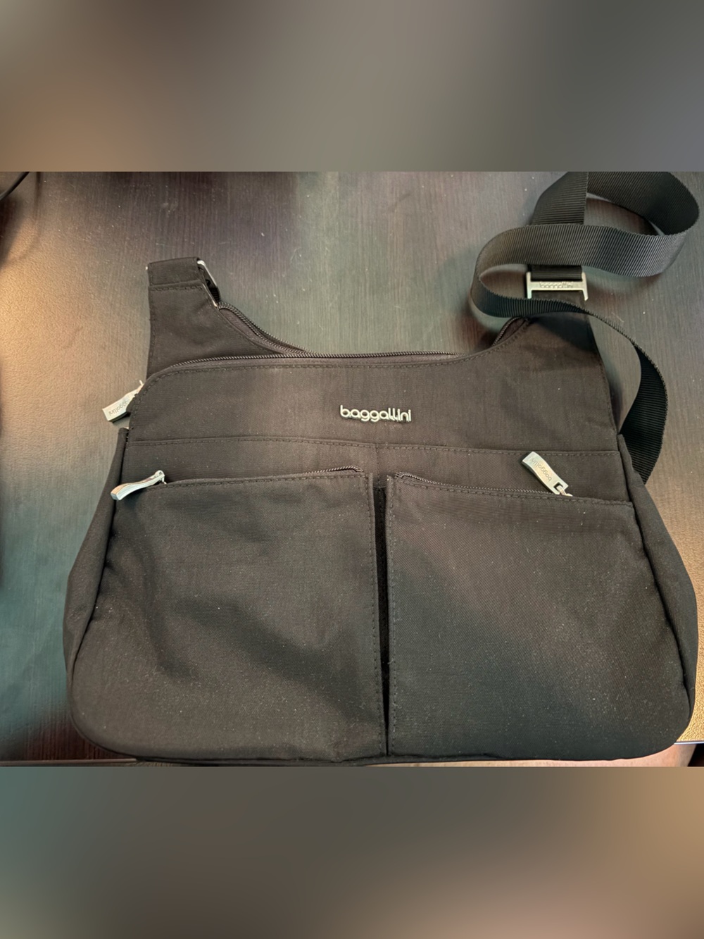 Baggallini Black Crossbody Sling Bag with Silver Zippers - never used